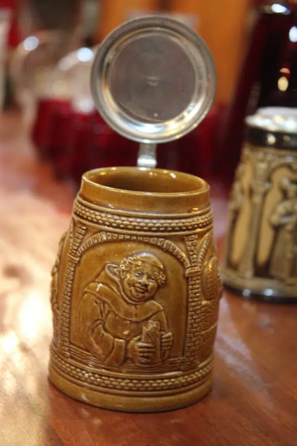 6 Beer Mug with cover