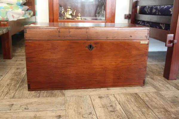 Baul Large Plain Narra