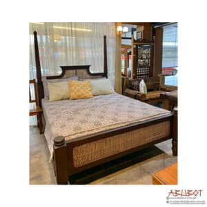 Torno Bed Queen Soliya Mahogany Distressed Finish